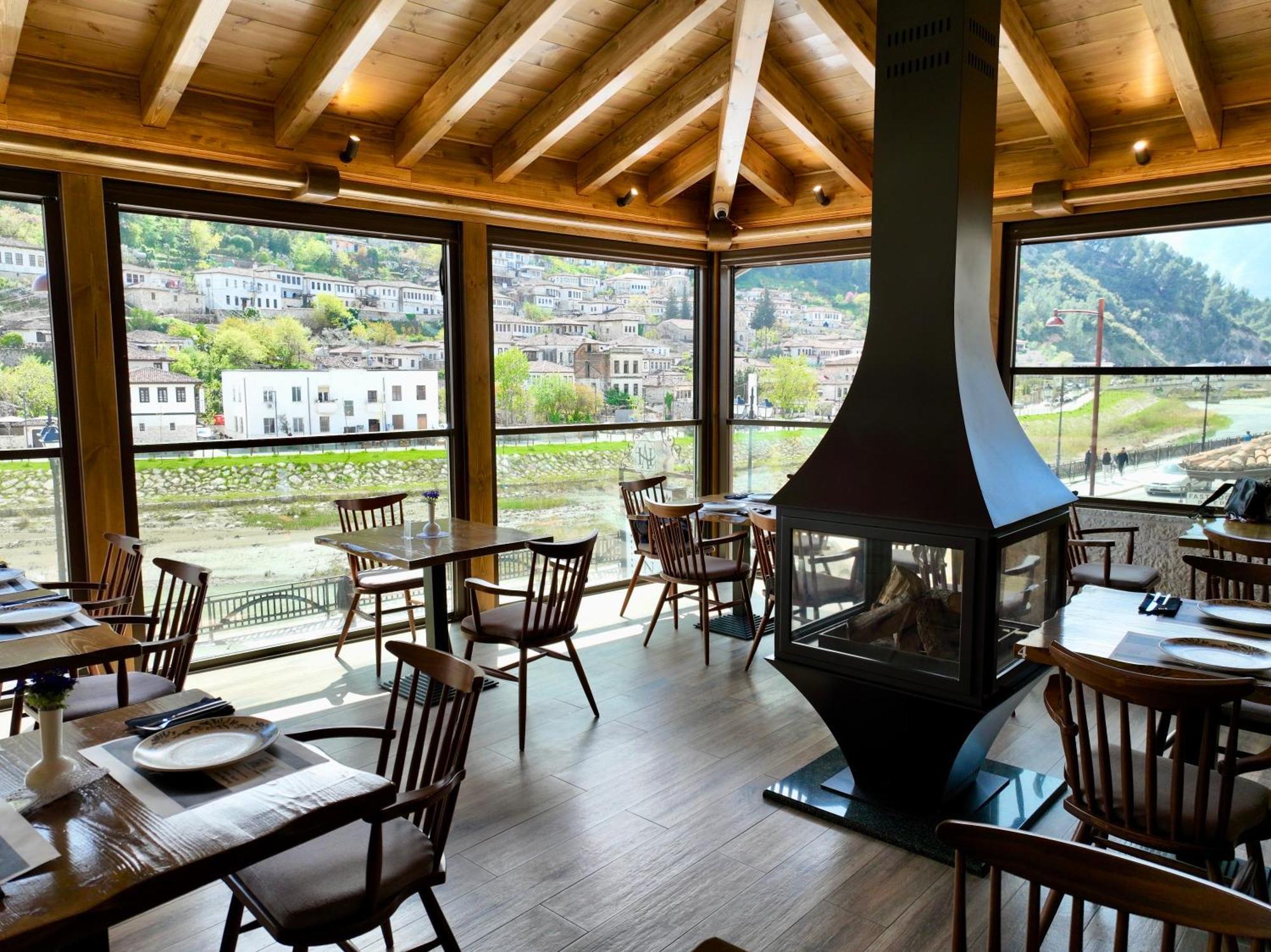 Hotel Ansel Berat Eksteriør bilde